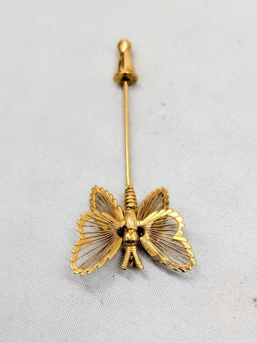 Monet goldtone wired